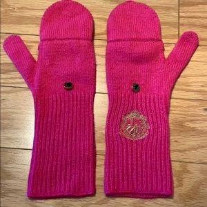NWOT Juicy Couture Hot Pink Mittens